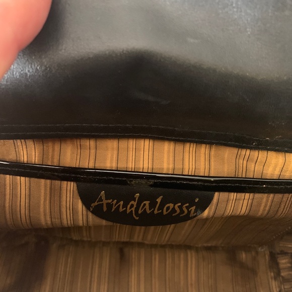 Purse - Picture 3 of 3